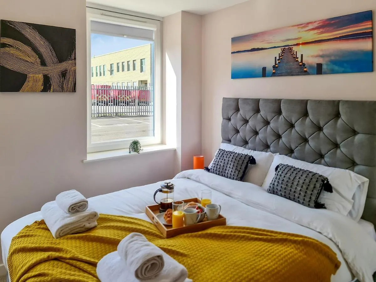 The Post House Green By Fortuna Property Gloucester Apartment